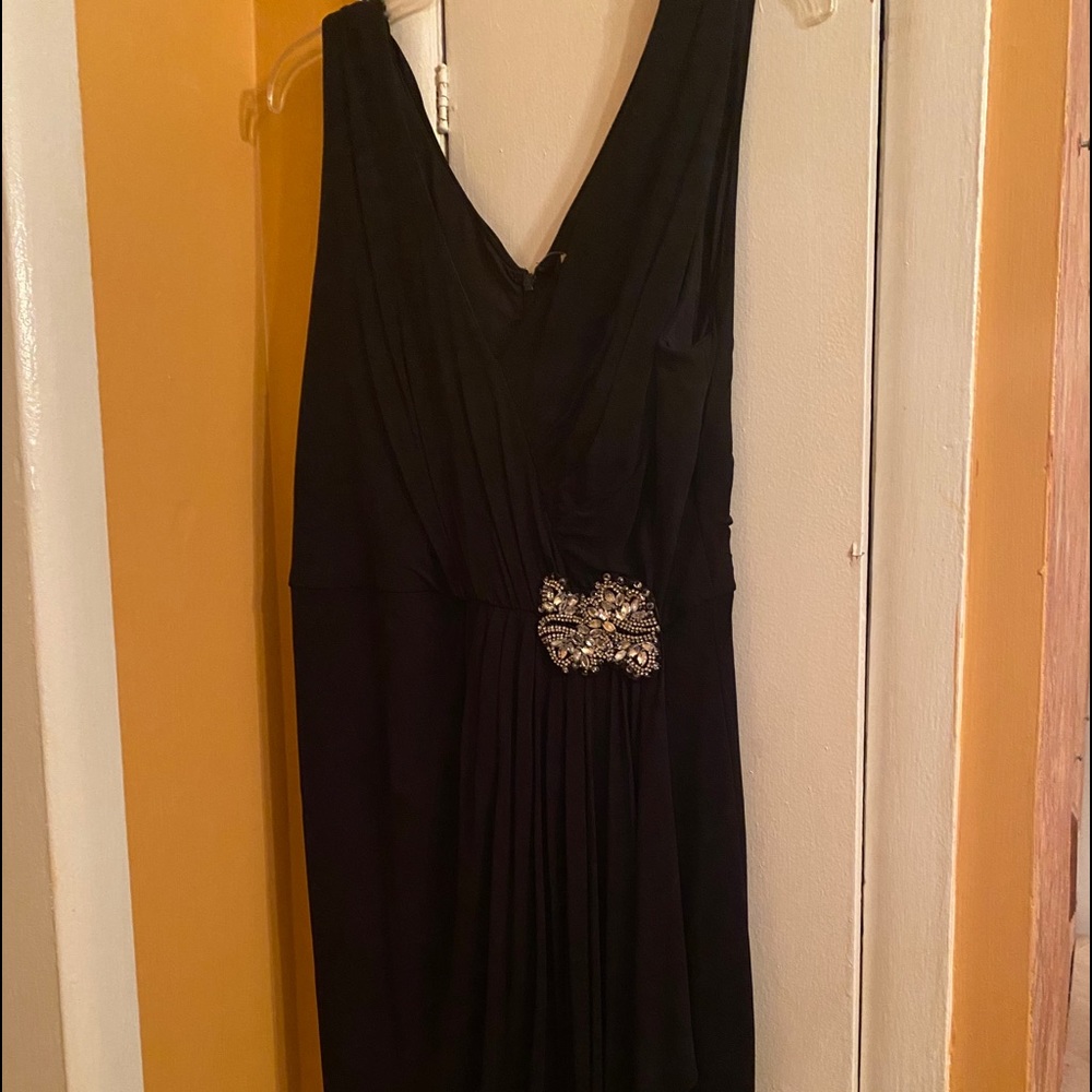 LITTLE NKACK DRESS